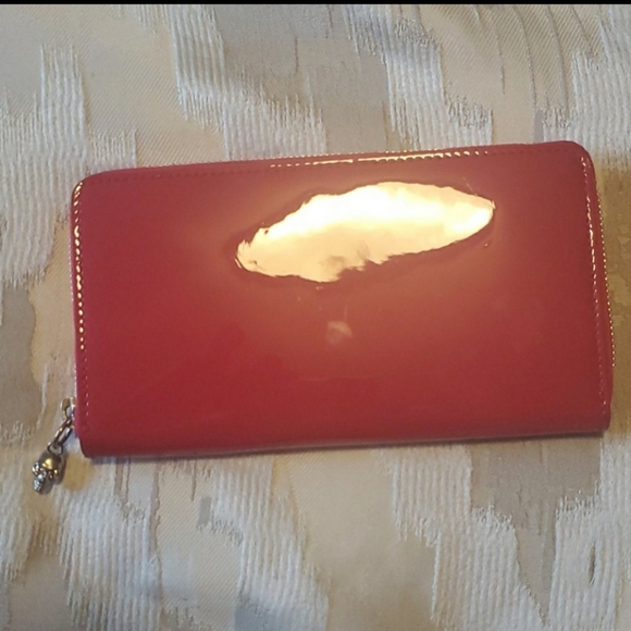 Alexander McQueen - Picture 4 of 5